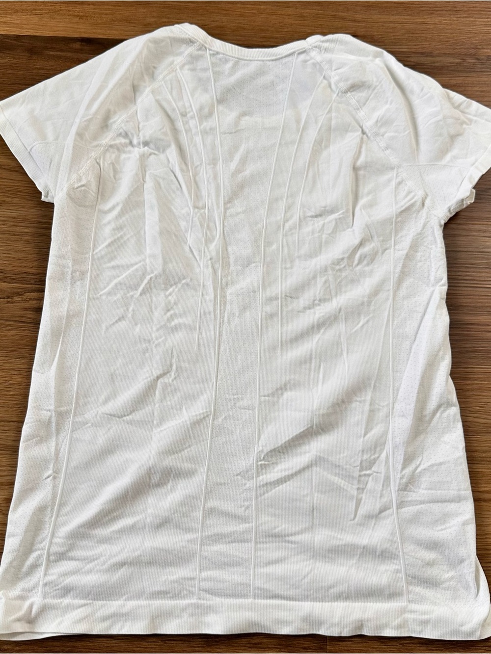 SPANX Active LAMN Seamless Short Sleeve Tee Shirt White Medium Workout Gym Run - Picture 6 of 6